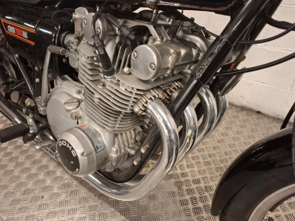 Suzuki GS750E 1979 - Image 4