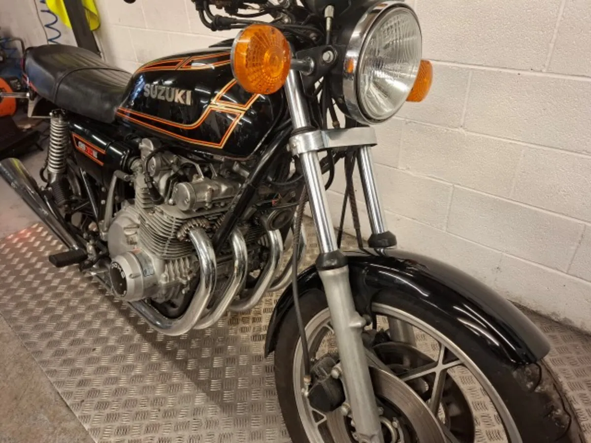 Suzuki GS750E 1979 - Image 2