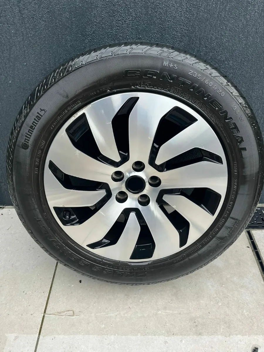 Land Rover Disco 5 20 Inch Alloys + Conti tyres - Image 4