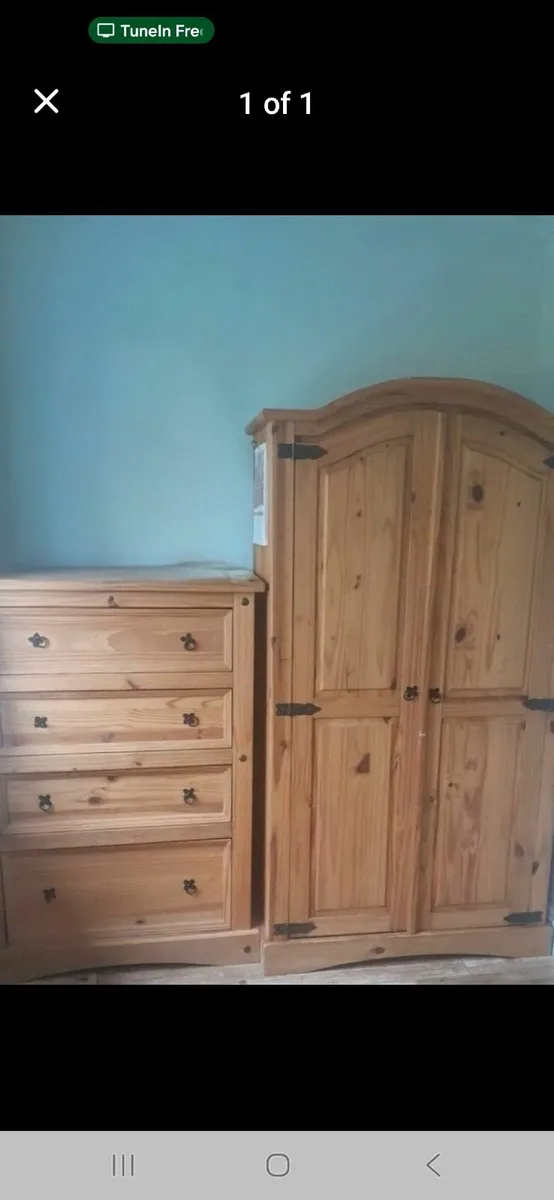 Chest of drawers and a wardrobe - Image 1