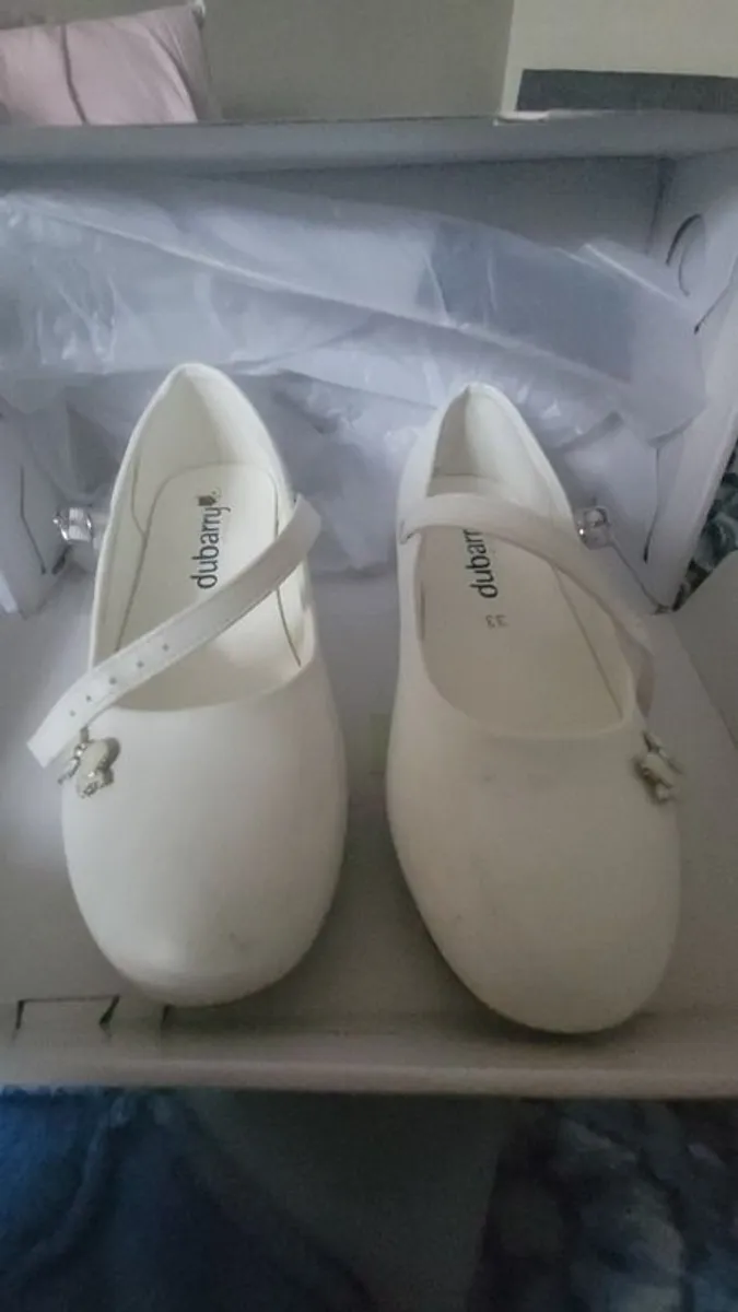 Communion dress & accessories - Image 3