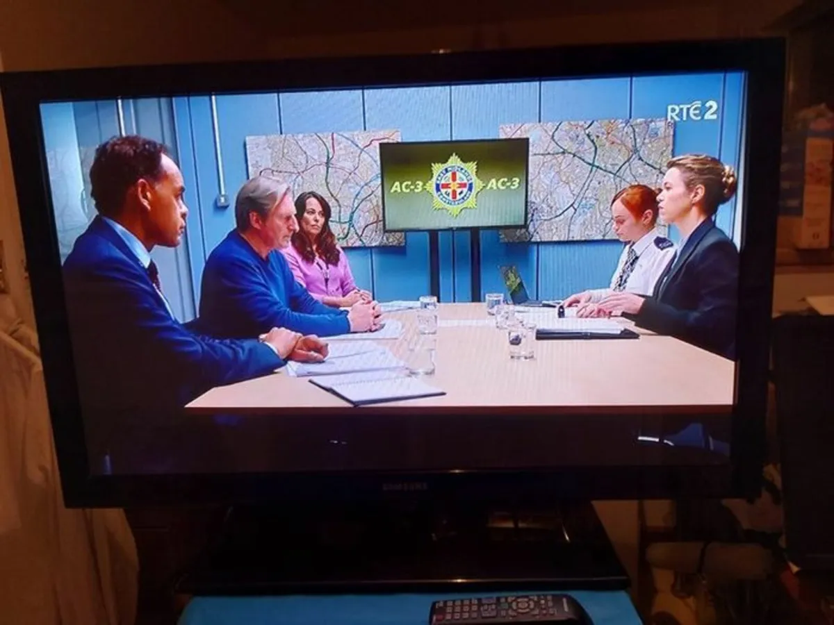 SAMSUNG 42 inch Plasma TV, Model P842C450B1W