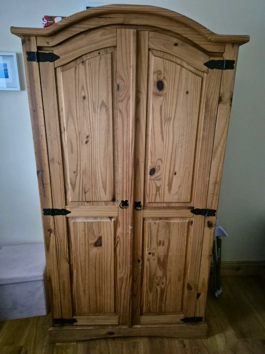 Chest of drawers and a wardrobe - Image 2