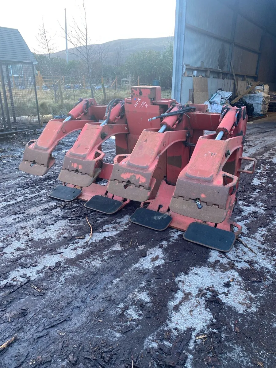 Hydraulic Rotator Clamp - Image 3