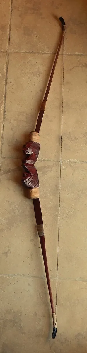 Wood Recurve Archery Bow with Hand Carved Handle - Image 2