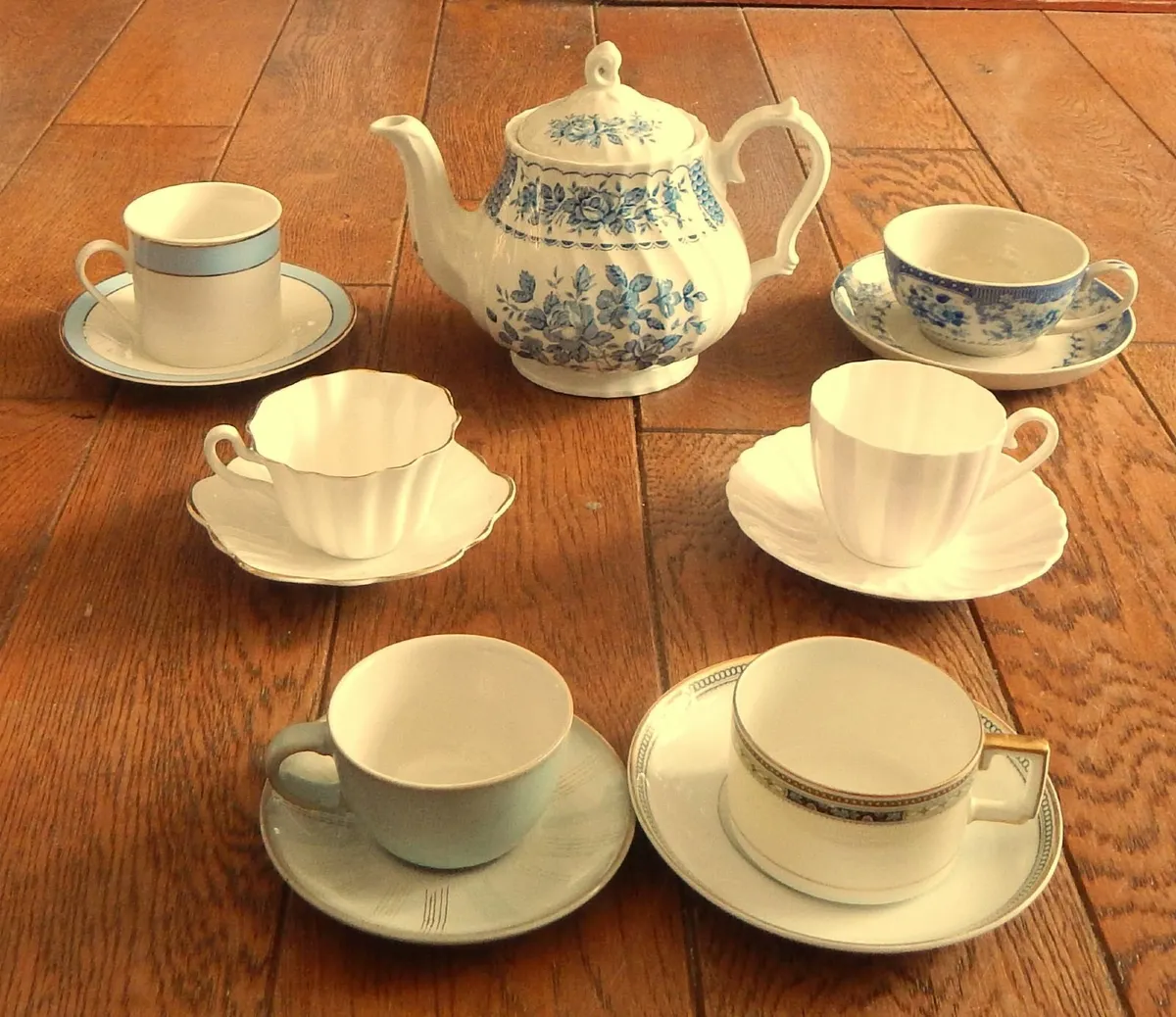 Vintage Myott Ironstone Teapot & Various Crockery - Image 1