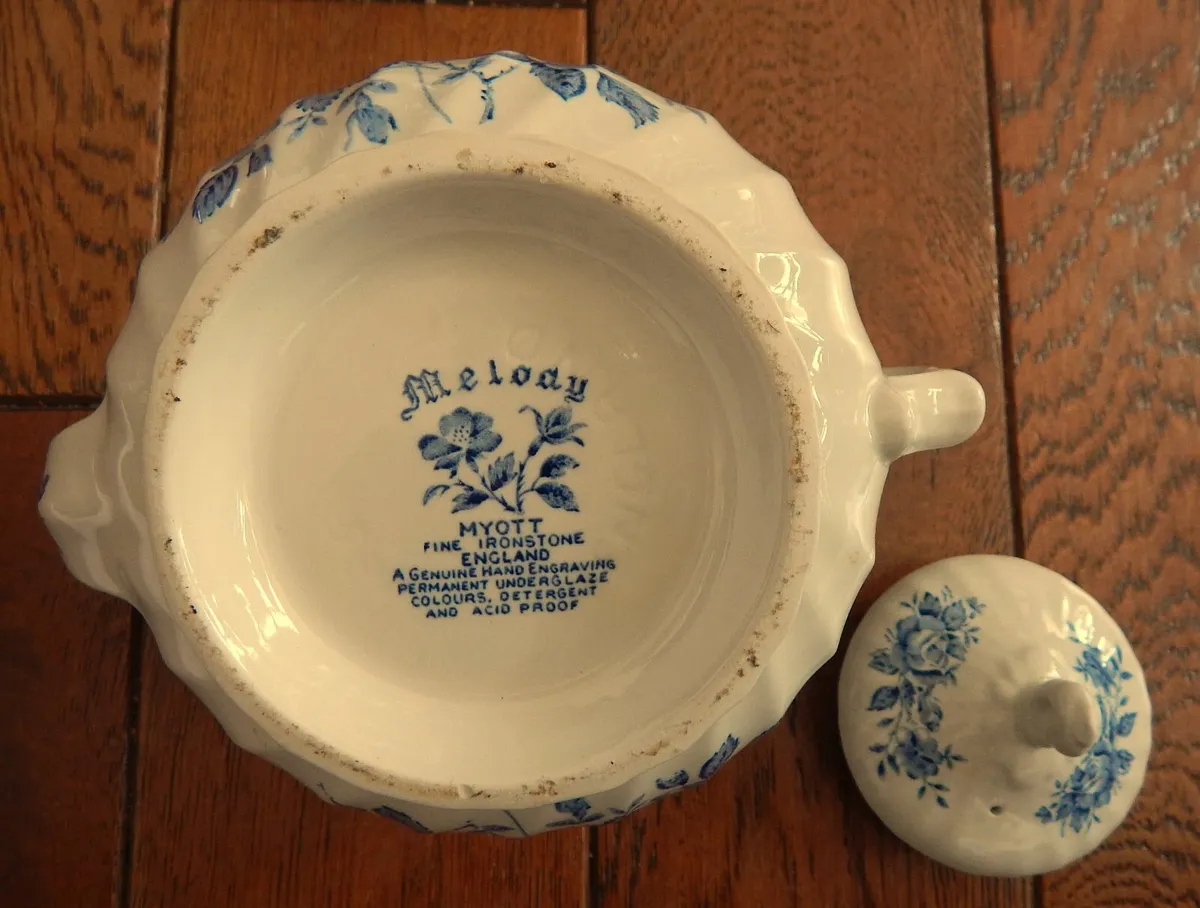 Vintage Myott Ironstone Teapot & Various Crockery - Image 4