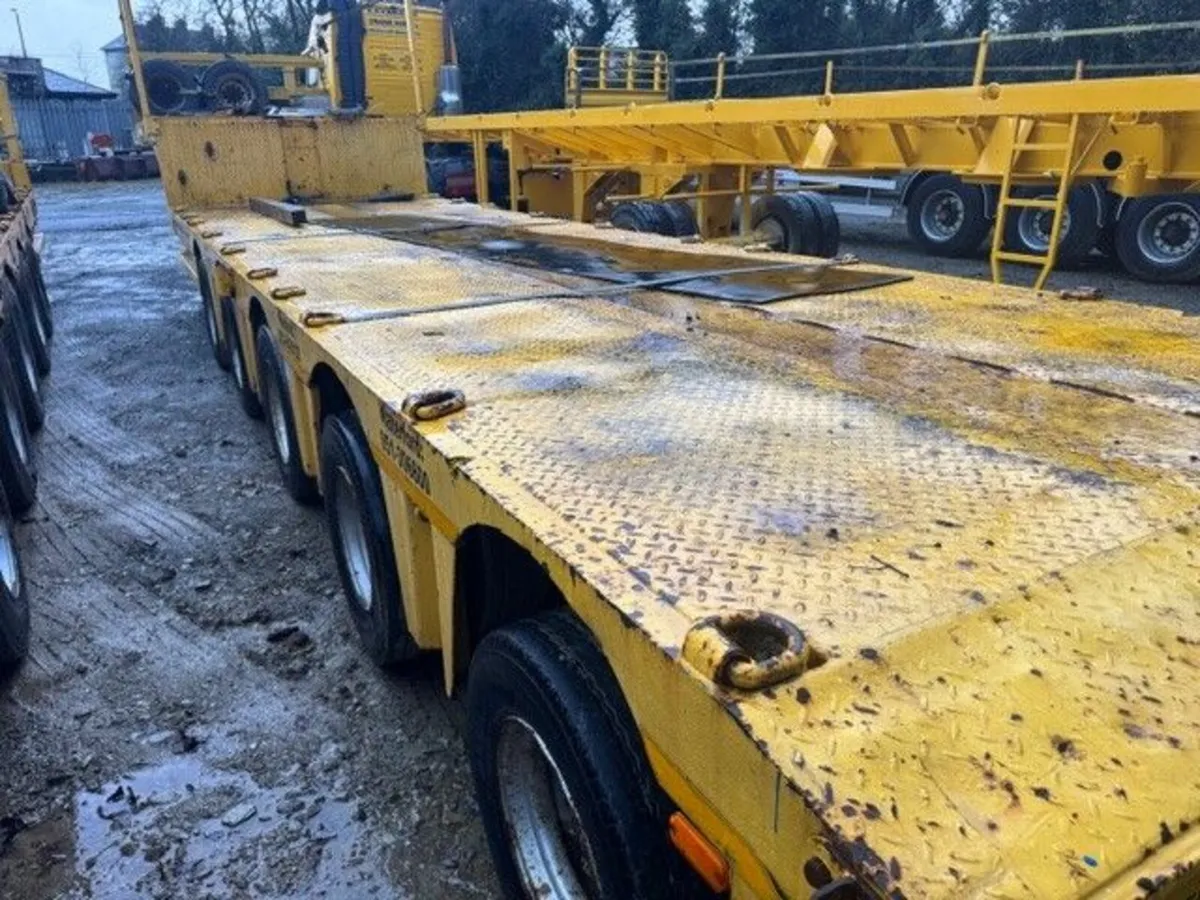 5 axle step frame trailer low loader power steered - Image 1