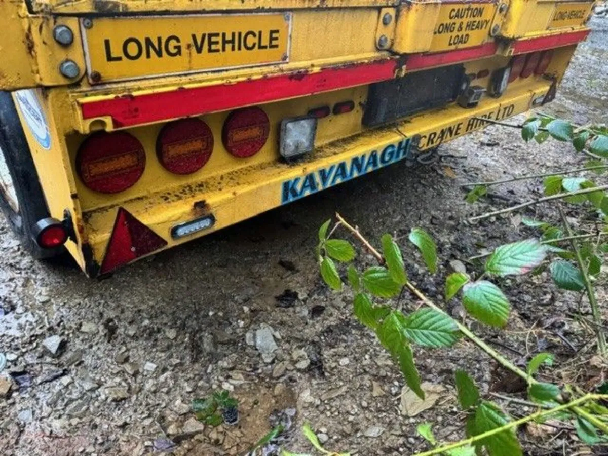 5 axle step frame trailer low loader power steered - Image 2