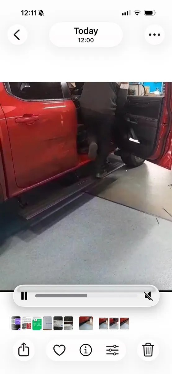 Hydraulic Power Steps for ford Ranger - Image 1