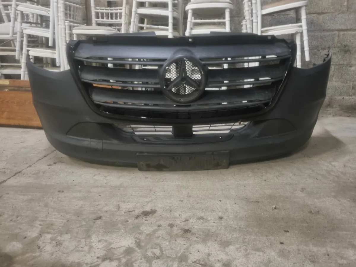 Mercedes sprinter bumper and grill