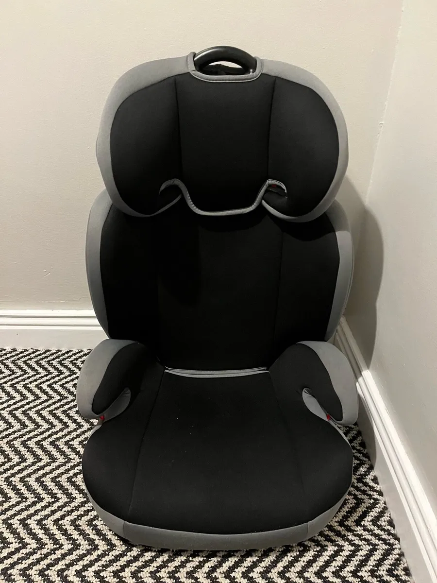 Booster seat with back - Image 1