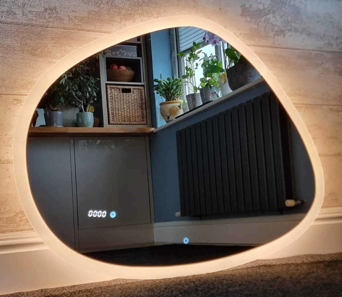 LED Bathroom Mirror 60x100cm Black Frame Wi-fi - Image 4