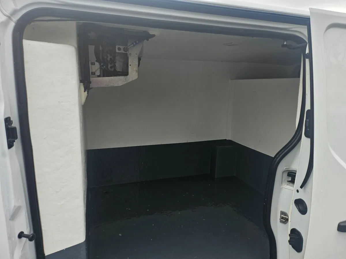 Renault Trafic 2023 - Image 3