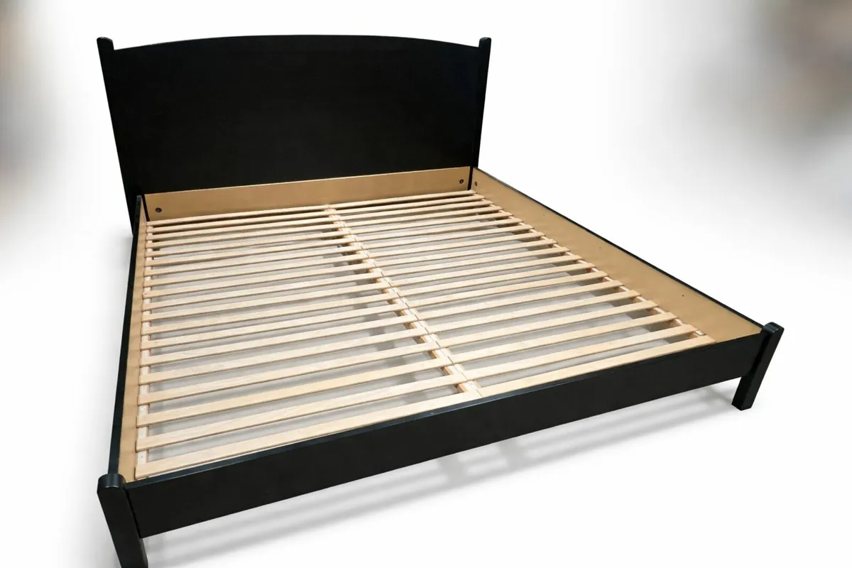 Bedroom set - Image 3