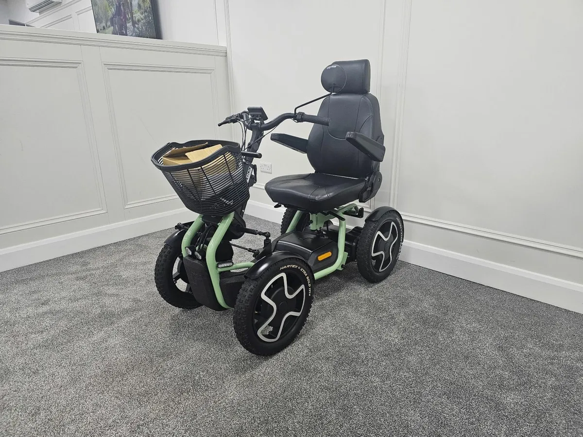 Pre- Owned Scoozy S800 Mobility Scooter - Image 1