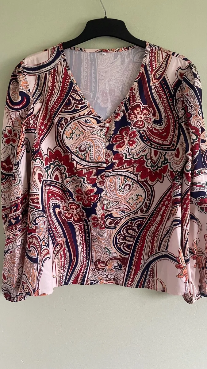 New women’s top 16 - Image 1