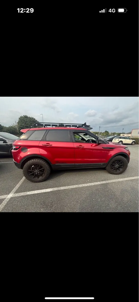 Range Rover Evoque 2013 Commercial - Image 2
