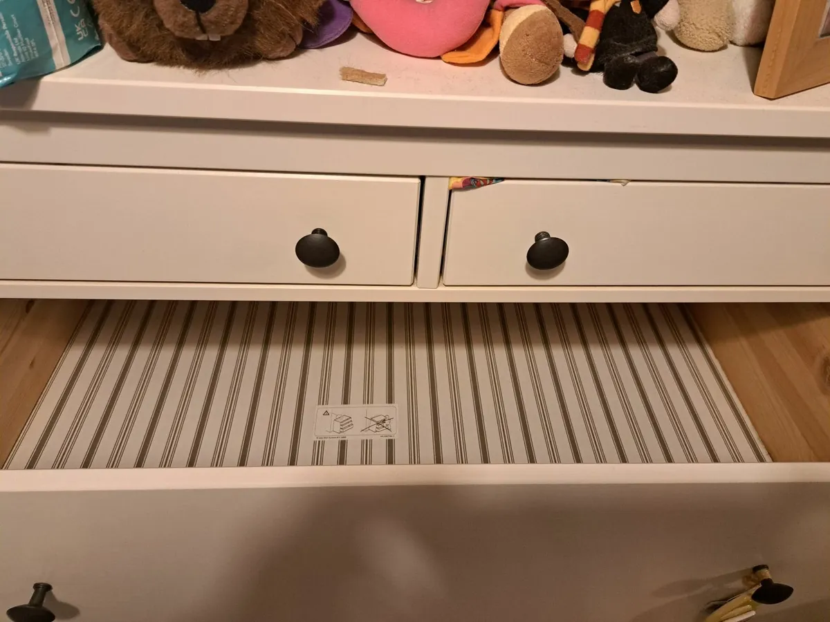 Ikea Hemnes Chest of drawers - Image 3