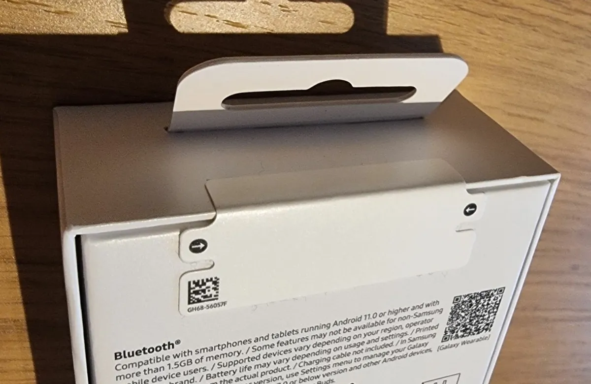 Samsung Galaxy Buds 3FE Earphones - Image 2