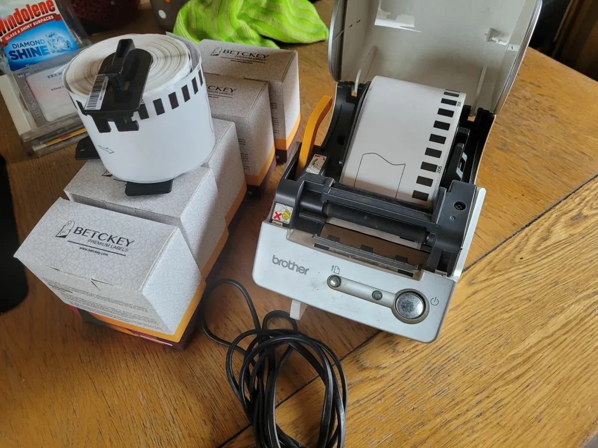 Brother label printer - Image 1