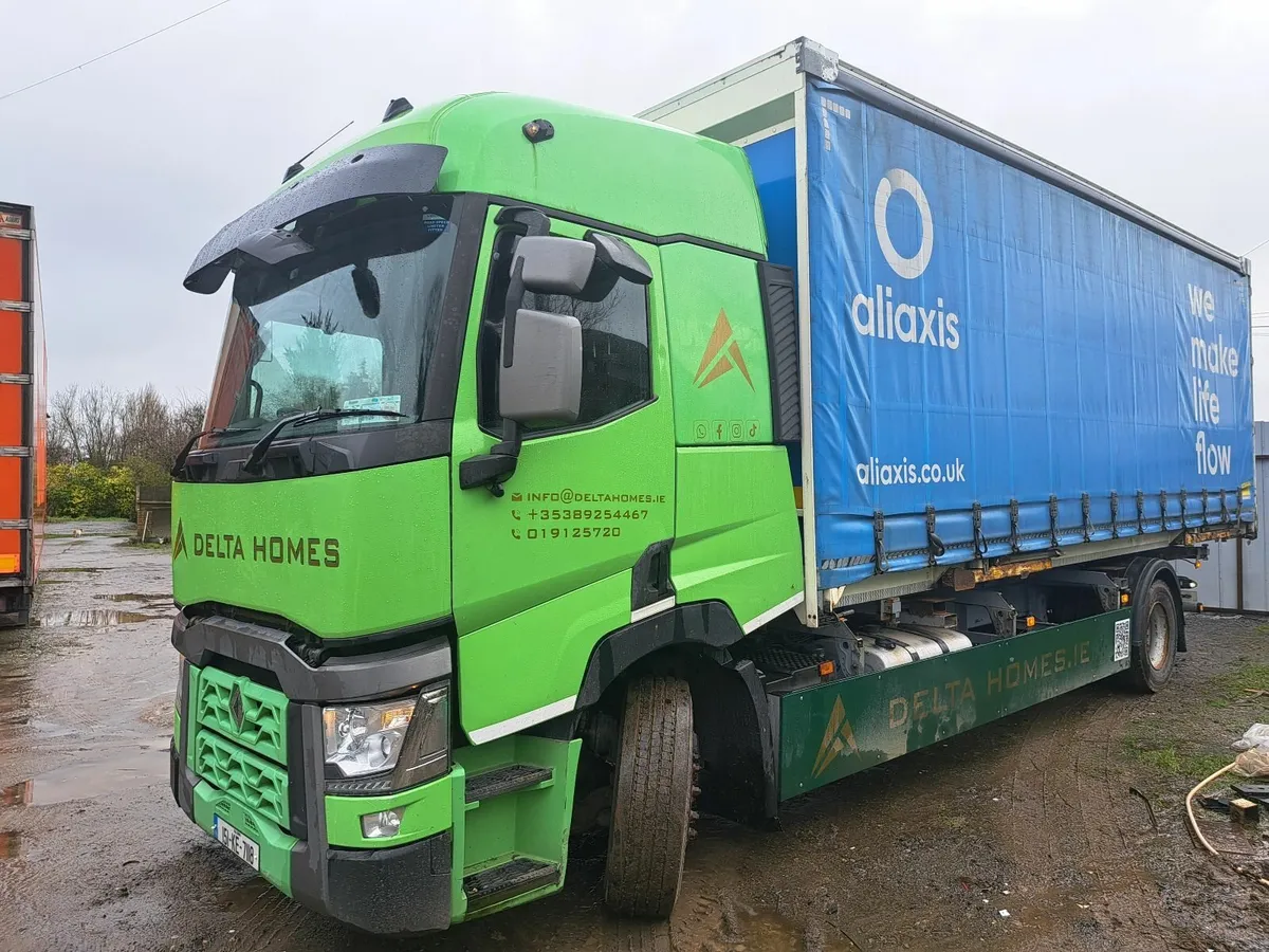 Renault 6 2015 - Image 1