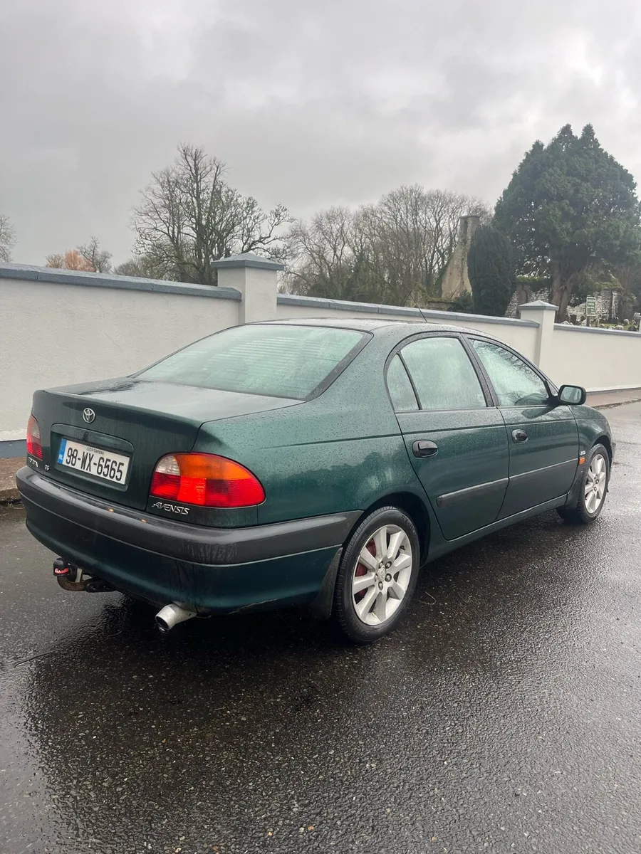 1998 Toyota Avensis TD Gs - Image 4