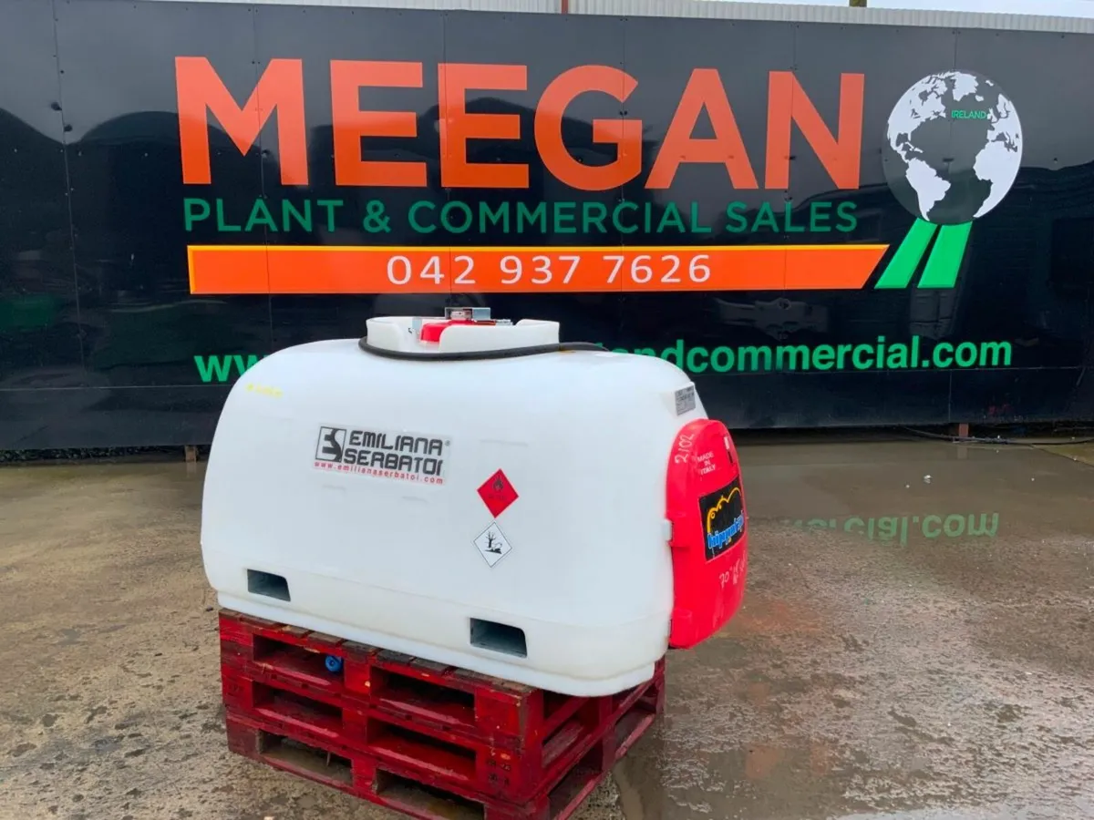 960lts FUEL STORAGE / DELIVERY BOWSER.....2102h. - Image 3