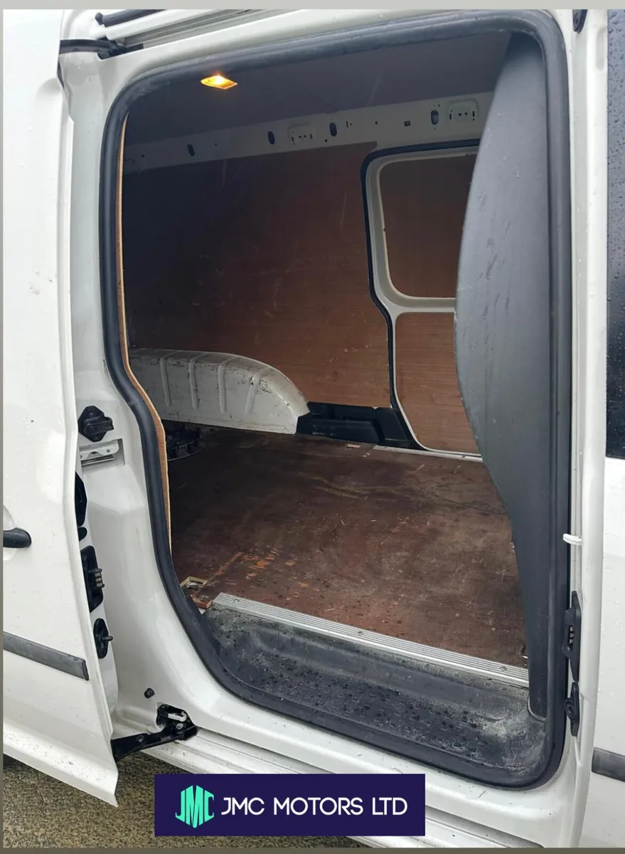 Volkswagen Caddy 2017 Low Mileage 2.0 TDI - Image 4