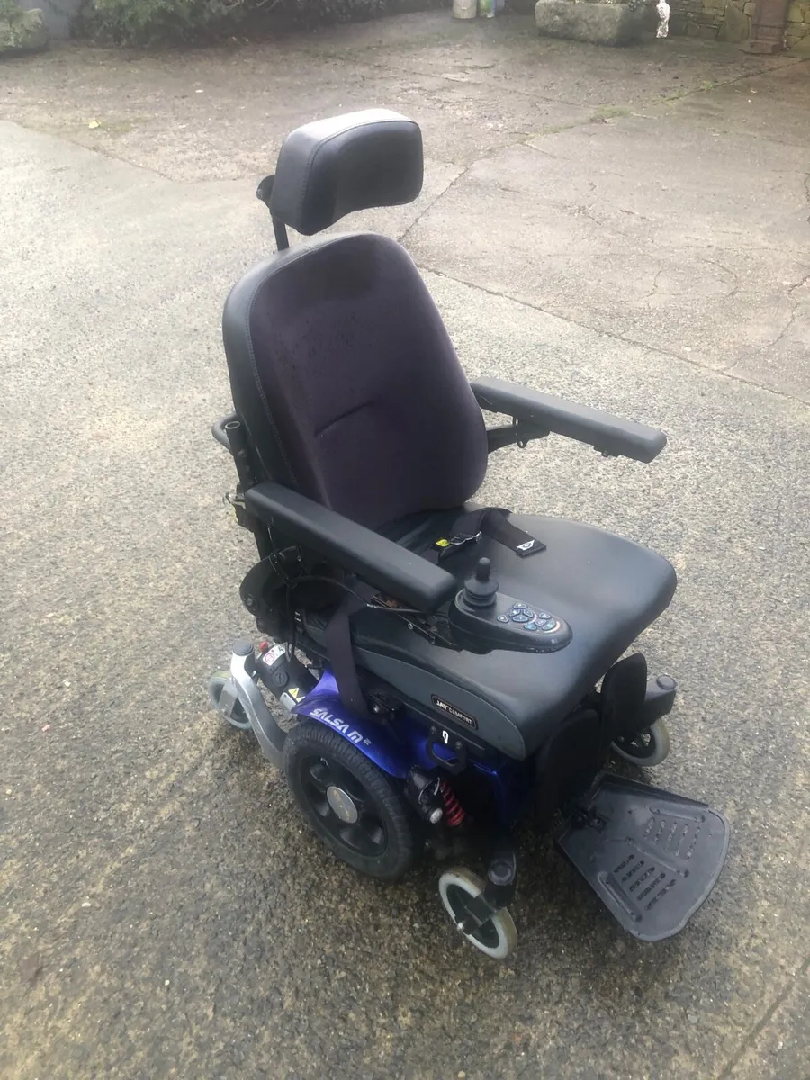Electric wheelchair - Image 2