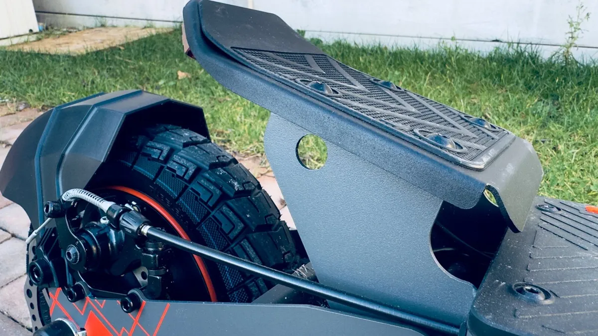 Kukirin G2 Ultra e-scooter (USED ONCE FOR REVIEW) - Image 4