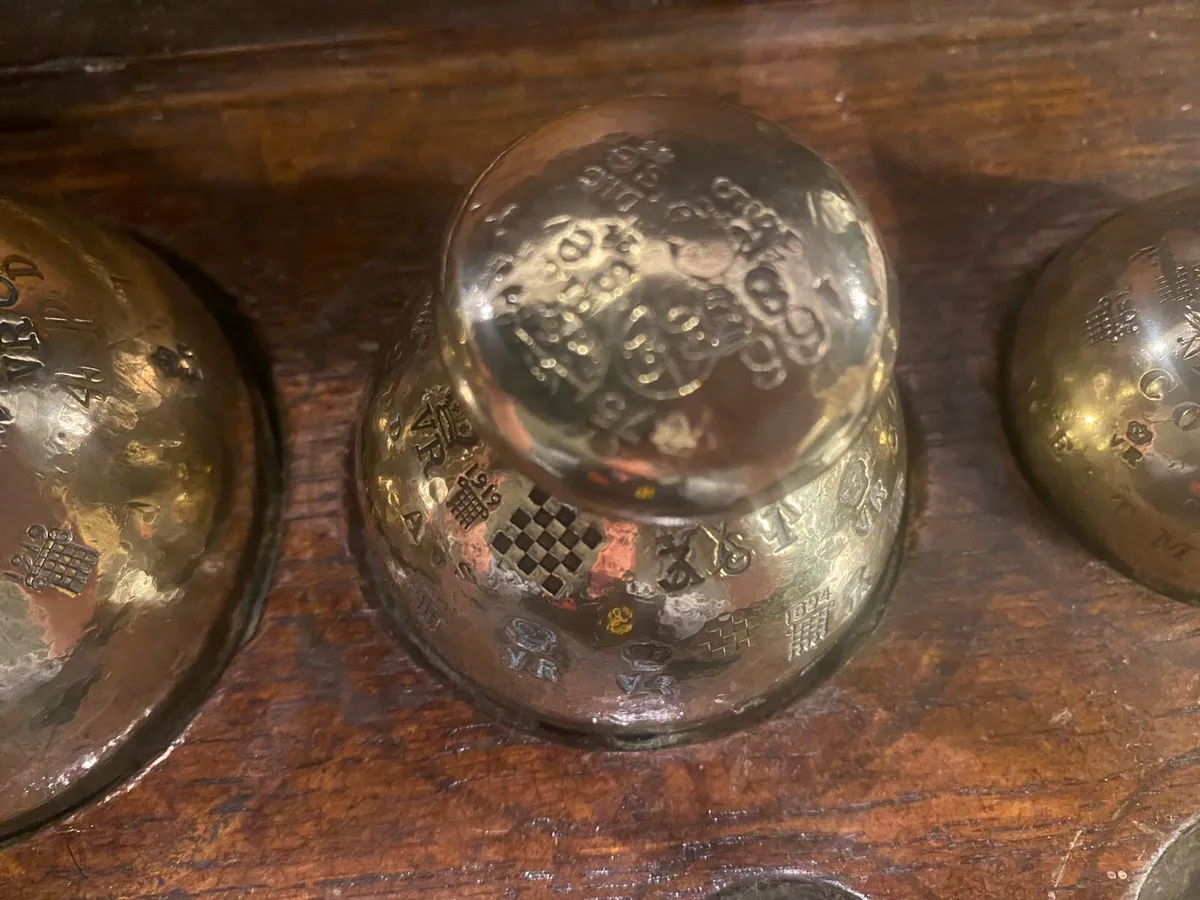 Bates brass weights - Image 2