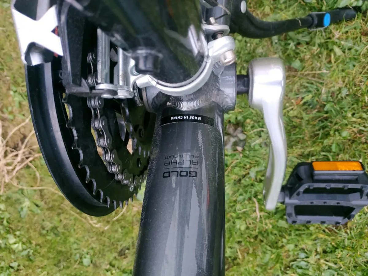 Trek hybrid XL, 'as new', suits 5'10/6'2 - Image 2