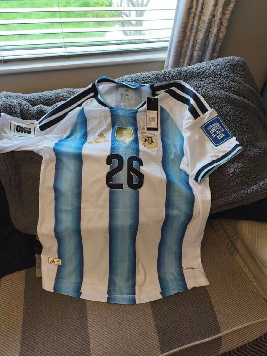 Manchester United - Image 1