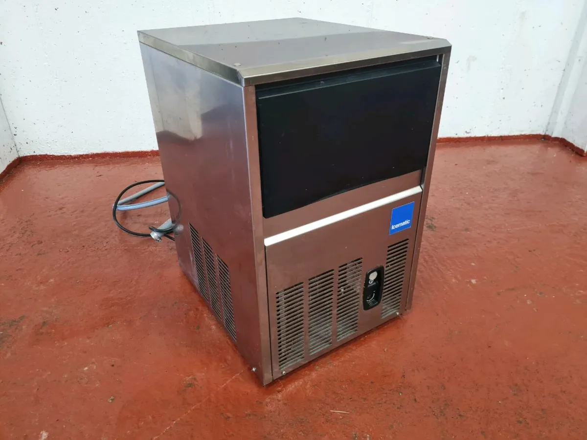 Icematic CS25 Ice Machine - Image 1