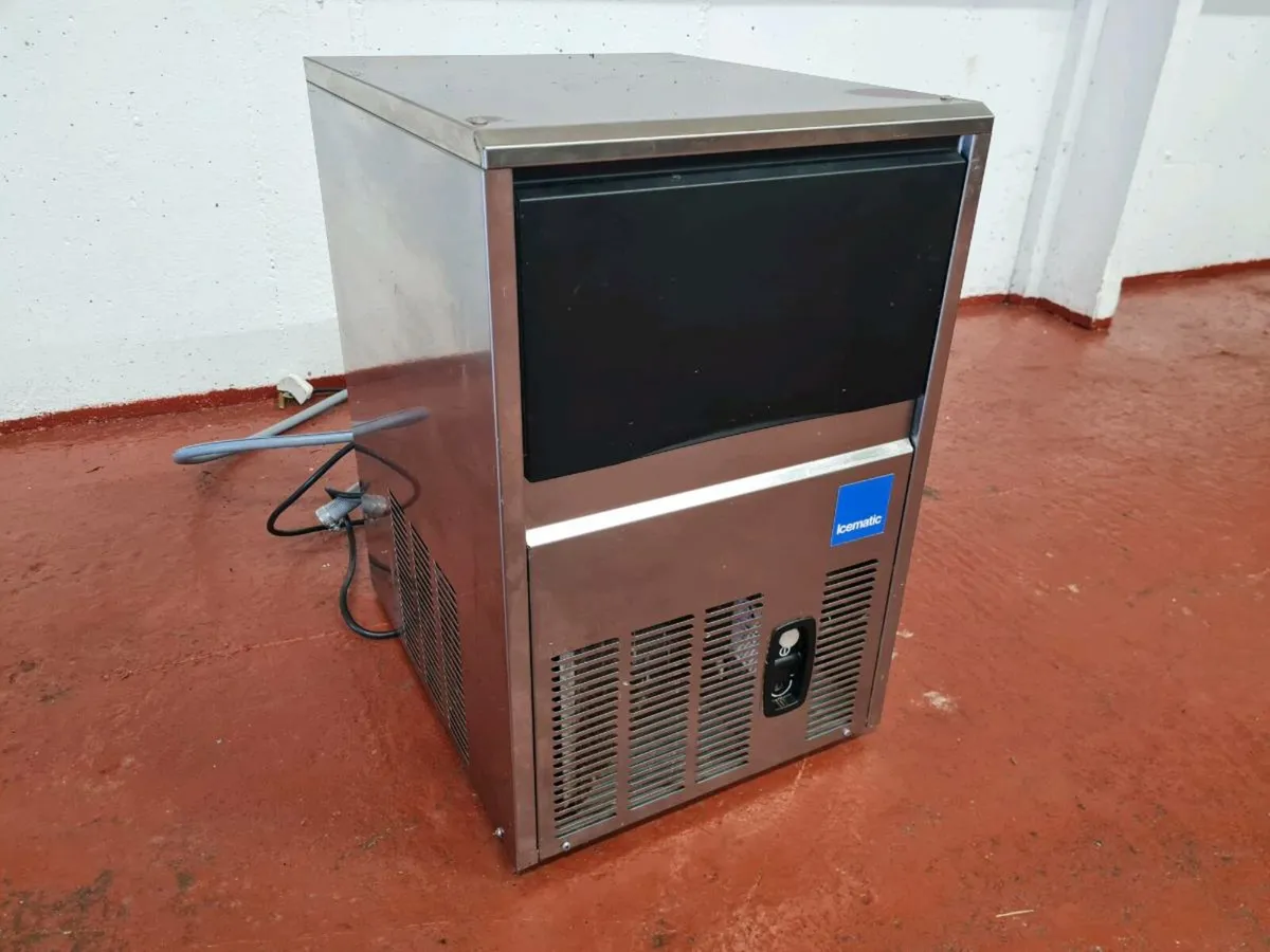 Icematic CS25 Ice Machine - Image 4