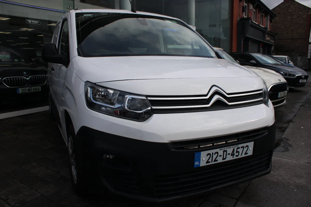 Citroen Berlingo 1.5 3 SEAT LOW MILEAGE 2021 - Image 1