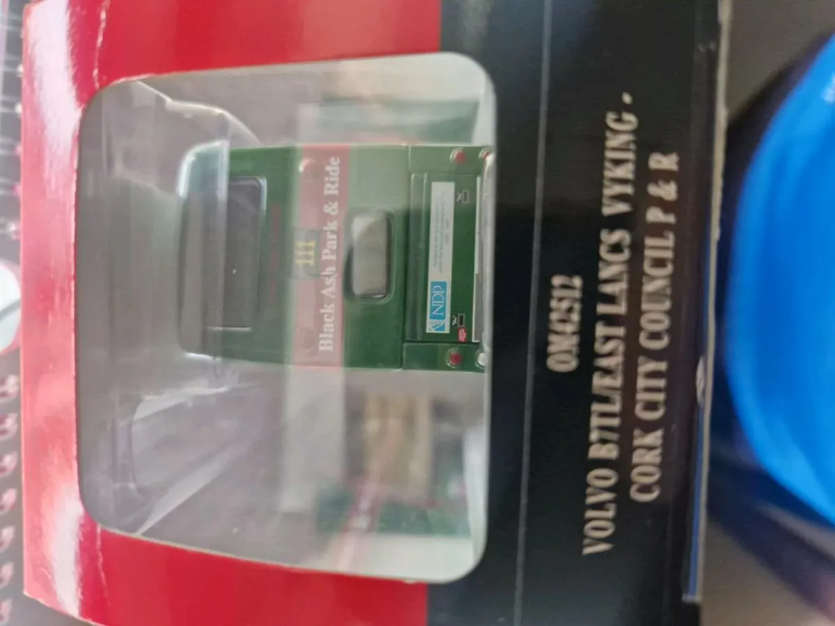 Corgi bus eireann cork bus - Image 2