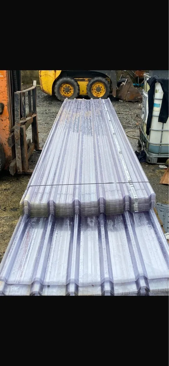 Galvanise roof sheating and polycarbonate clear - Image 4