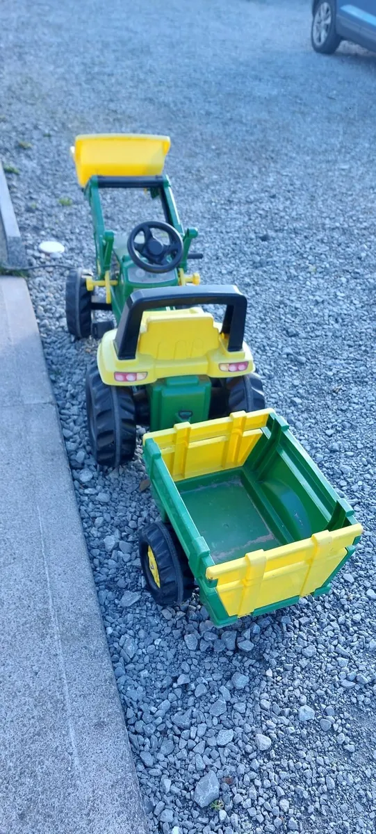 John Deere Tractor and trailer children - Image 3