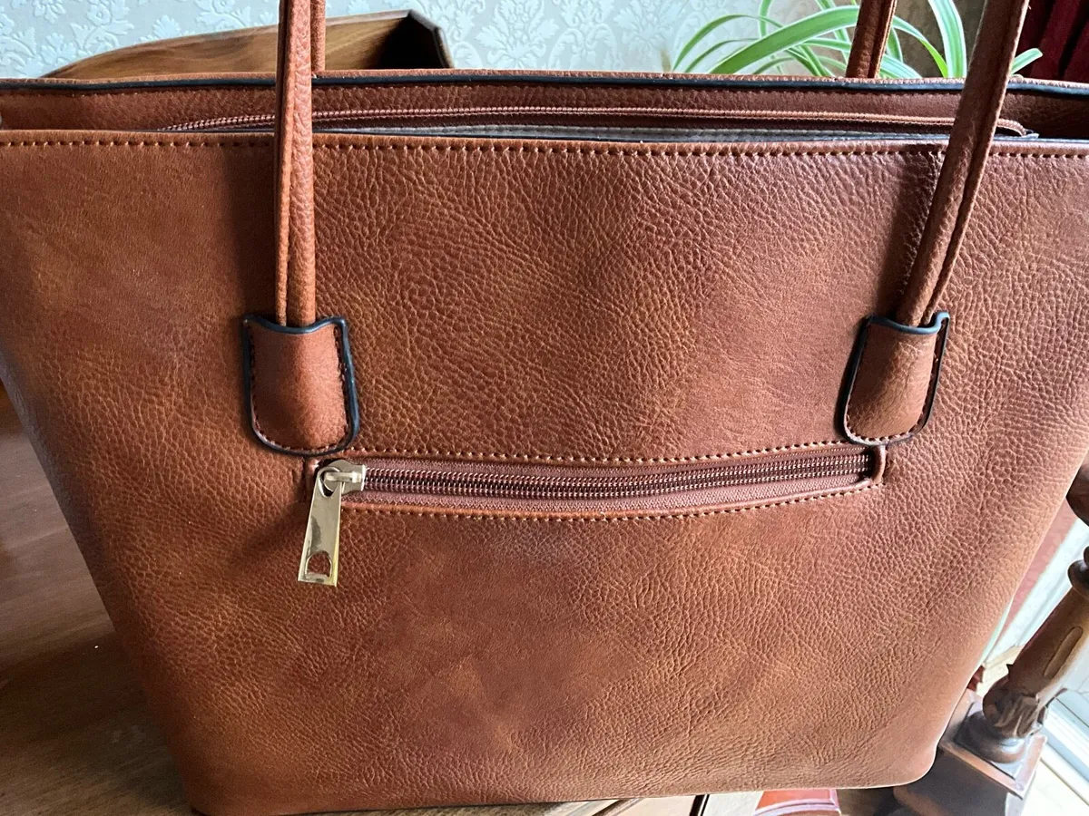 Lady’s Brown Handbag - Image 3