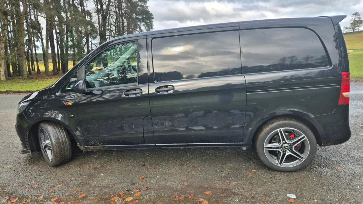 Mercedes-Benz vito compact 119cdi 2.1liter. - Image 4