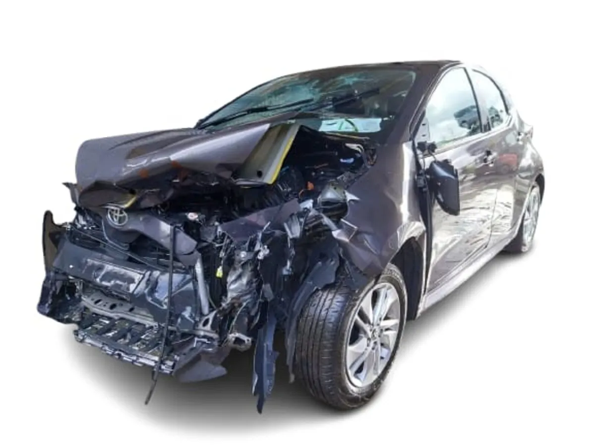 2021 TOYOTA YARIS For Breaking/Dismantling - Image 3