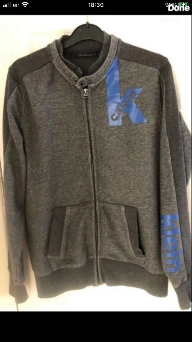 Mens Calvin Klein sweater size S €10 - Image 1