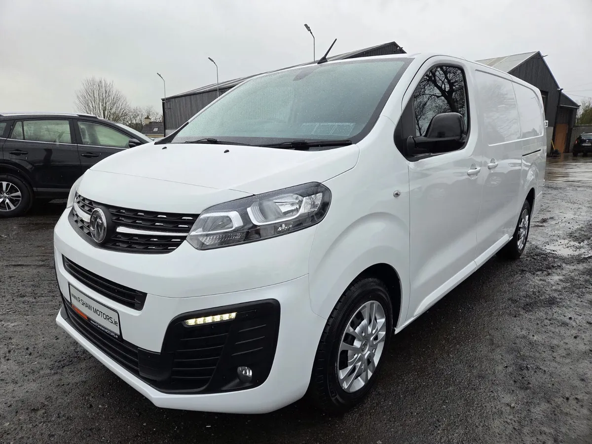 Vauxhall Vivaro Sport - Image 4