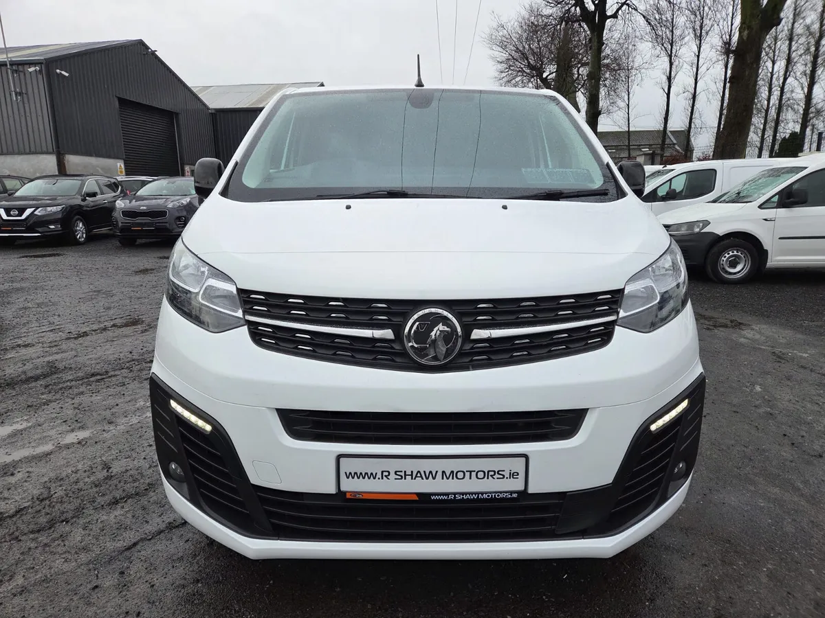 Vauxhall Vivaro Sport - Image 3