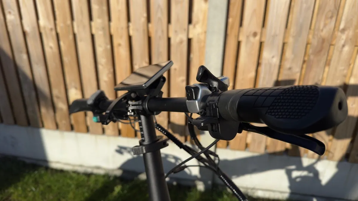 Emoko EC20 E-bike (UNLOCKED) Used Once For Review - Image 4