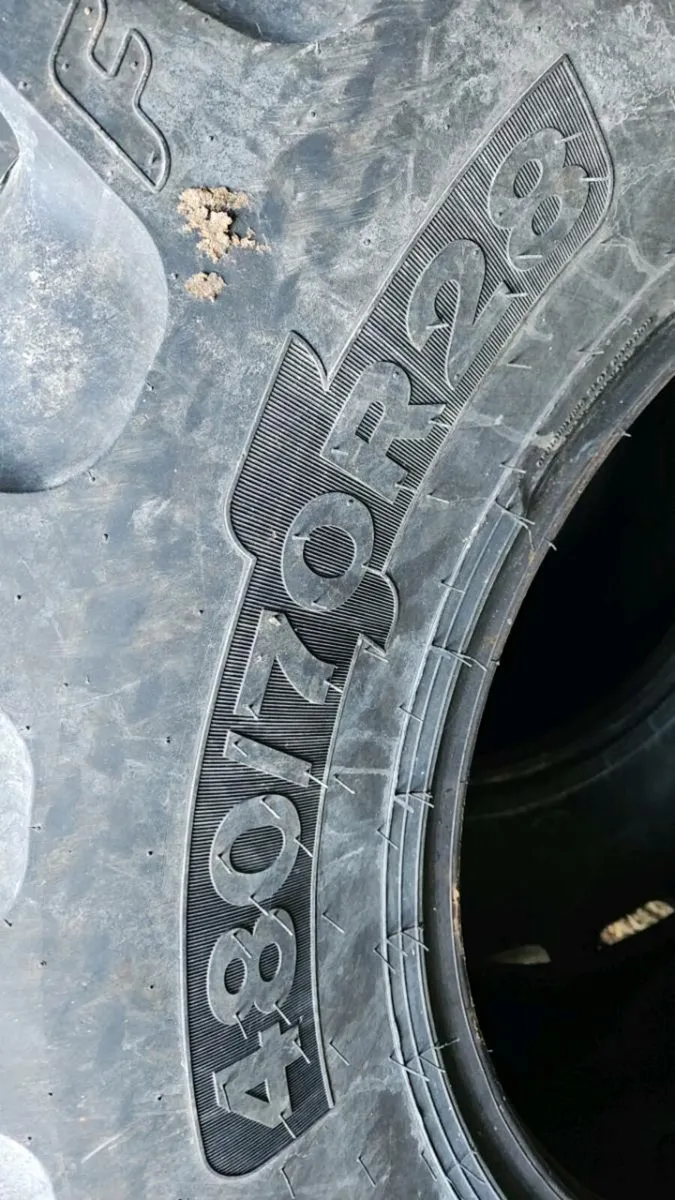 Tractor tires - Image 1