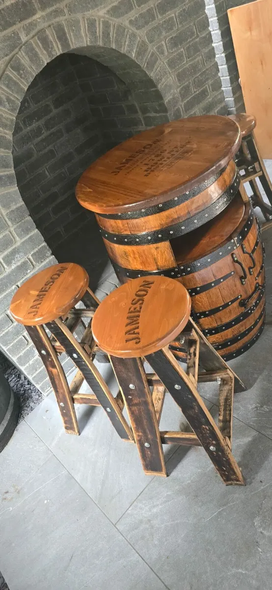 Oak barrel stools - Image 3