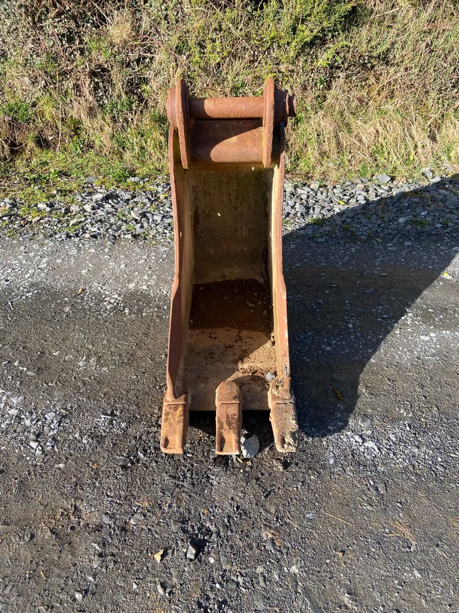 Geith 18 inch bucket on 65mm pins - Image 3